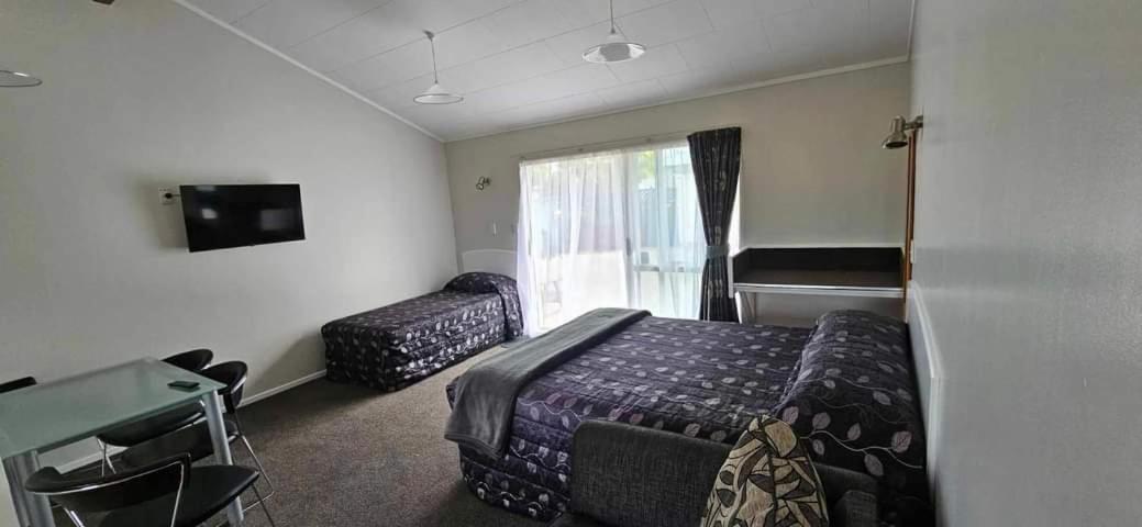 Sunnydays Motel Гисборн Экстерьер фото