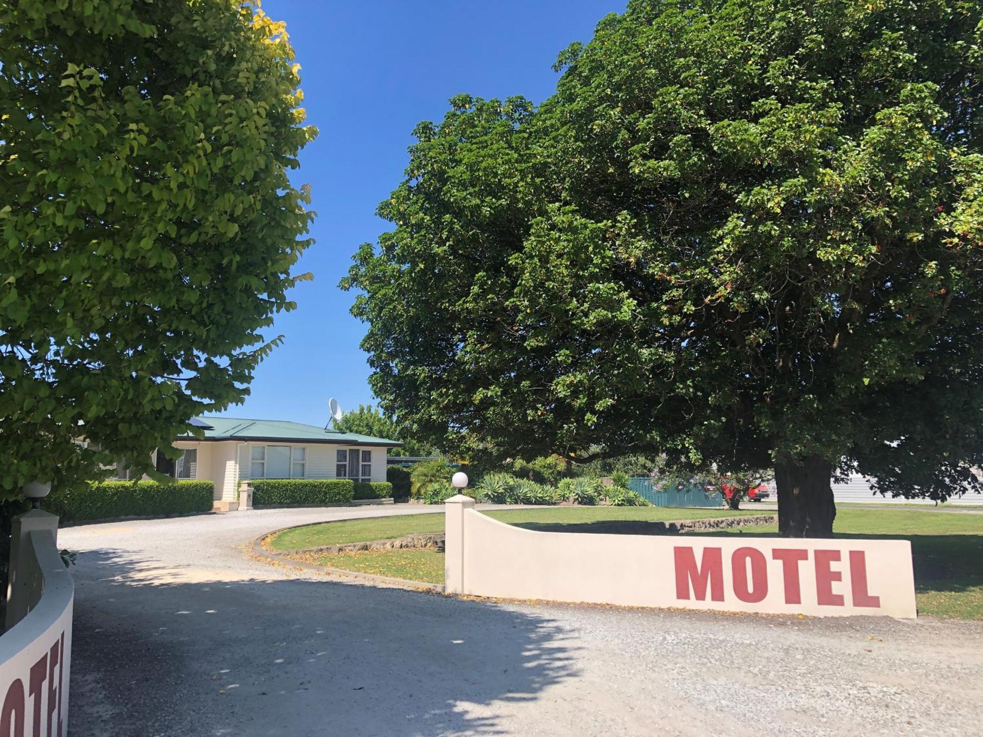 Sunnydays Motel Гисборн Экстерьер фото